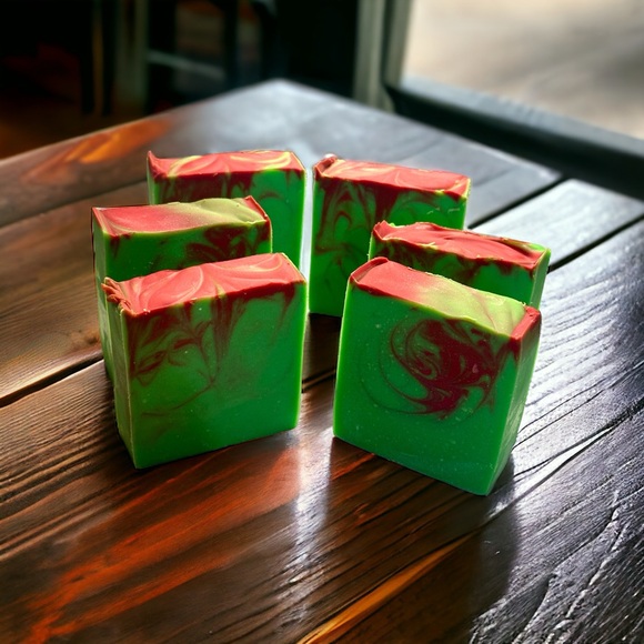 Handcrafted Goat’s Milk Soap in Baja Cactus Blossom - Picture 1 of 2